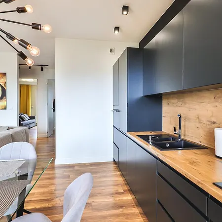 Apartmán Kaliny Jedrusik 5 I Dwie Oddzielne Sypialnie I Garaz I Zoliborz Artystyczny By Perfect