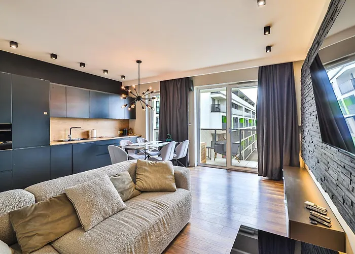 Kaliny Jedrusik 5 I Dwie Oddzielne Sypialnie I Garaz I Zoliborz Artystyczny By Perfect * Varsó