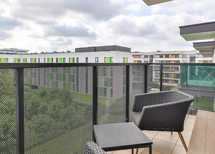 Kaliny Jedrusik 5 I Dwie Oddzielne Sypialnie I Garaz I Zoliborz Artystyczny By Perfect