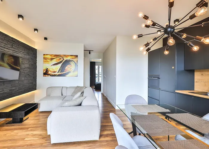 Kaliny Jedrusik 5 I Dwie Oddzielne Sypialnie I Garaz I Zoliborz Artystyczny By Perfect * Varsó