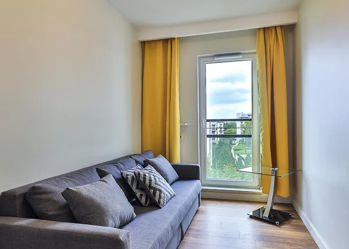 Apartman Kaliny Jedrusik 5 I Dwie Oddzielne Sypialnie I Garaz I Zoliborz Artystyczny By Perfect Varsó