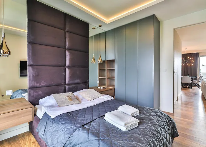 Kaliny Jedrusik 5 I Dwie Oddzielne Sypialnie I Garaz I Zoliborz Artystyczny By Perfect Apartman