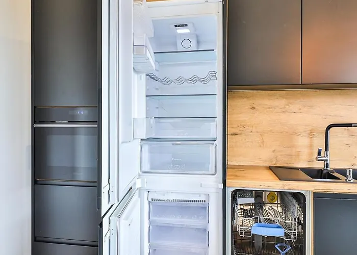 Kaliny Jedrusik 5 I Dwie Oddzielne Sypialnie I Garaz I Zoliborz Artystyczny By Perfect Apartman Varsó